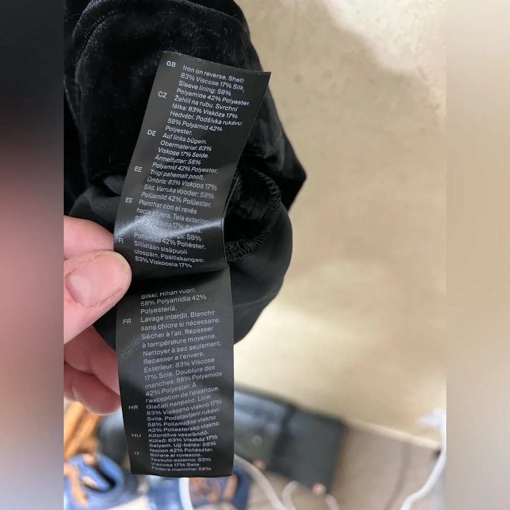 COS NWT black gathered velvet silk blend midi dress statement sleeve minimalist - Picture 12 of 13